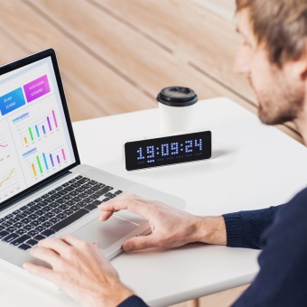 Настольные часы Ulanzi TC001 Smart Pixel 9